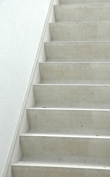 Cracked Stairs Repair in Santa Rosa